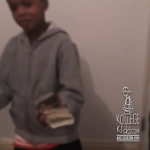 Lil Rasheed Pulls Out A Bank Roll & Disses Broke Rappers